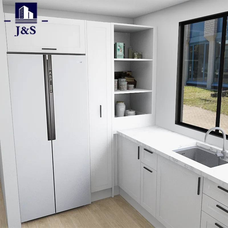 Dapur White Shaker L-Shape dengan Pantry